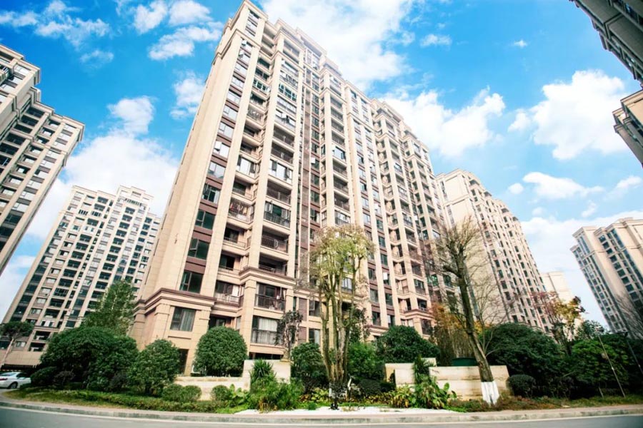 盛豪状元府项目位于衡山县先农路与群英路交汇处