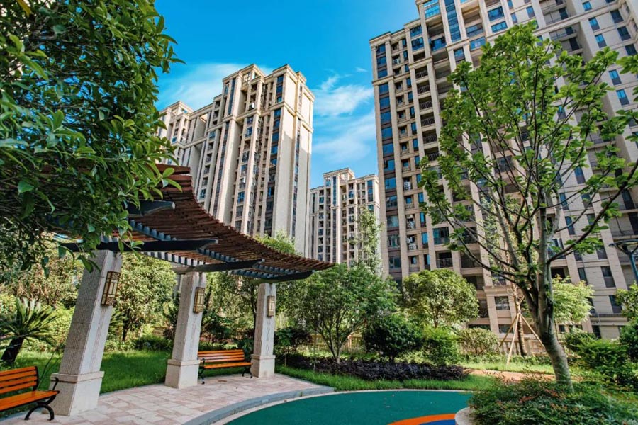 盛豪状元府项目位于衡山县先农路与群英路交汇处