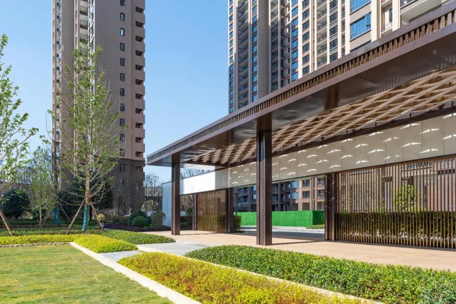 衡山新城项目位于衡山县开云镇衡山新城营销中心（新体育馆对面）