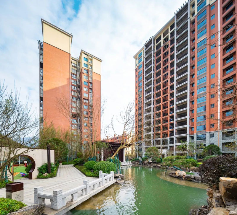 御景铭城禾府项目位于郴州市资兴市新区资兴大道北（市公路局旁）