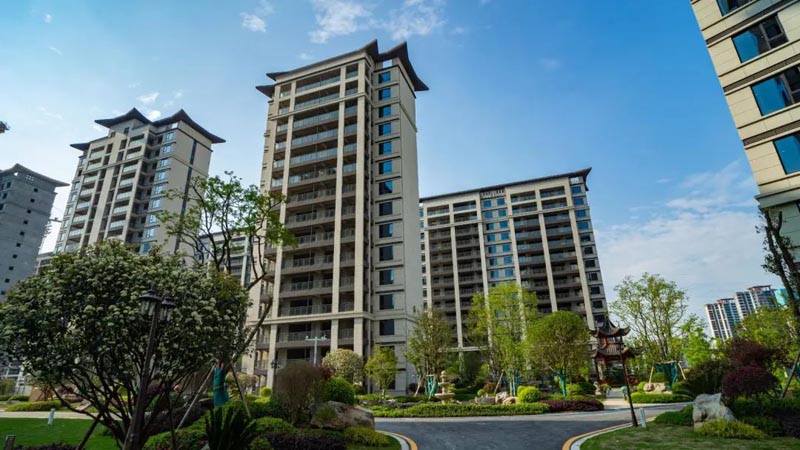 万腾观山悦项目位于郴州市后营大道与东湖西路交汇处