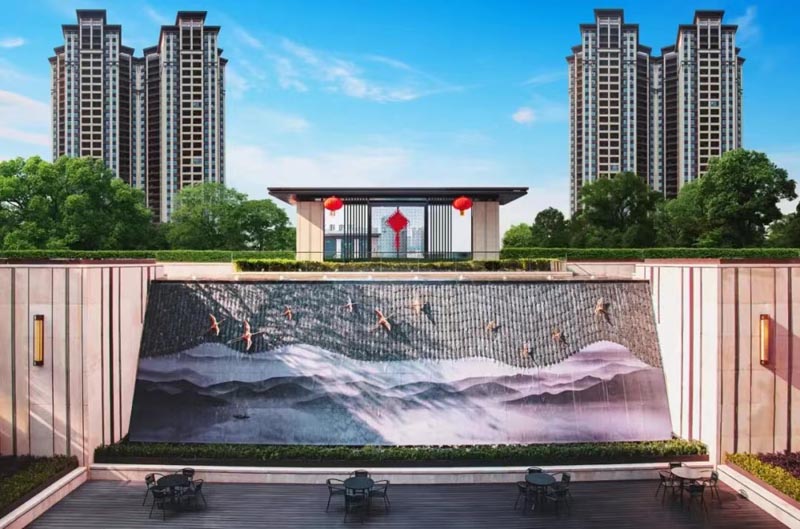 建投东玺台项目位于郴州市苏仙区郴州大道与观山大道交汇处