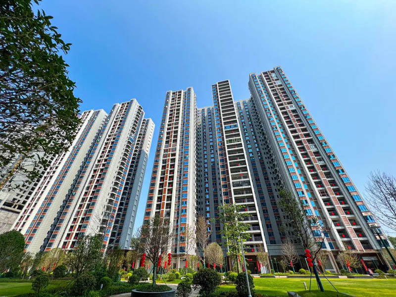 东升丹桂园项目位于郴州市郴州大道&bull;郴州科技工业园正门