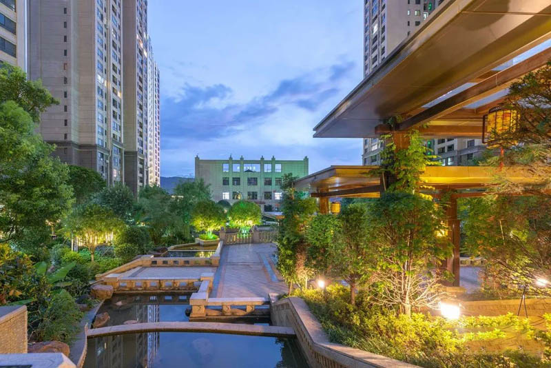 时代广场项目位于郴州市国庆北路33-12号原北湖市场正对面