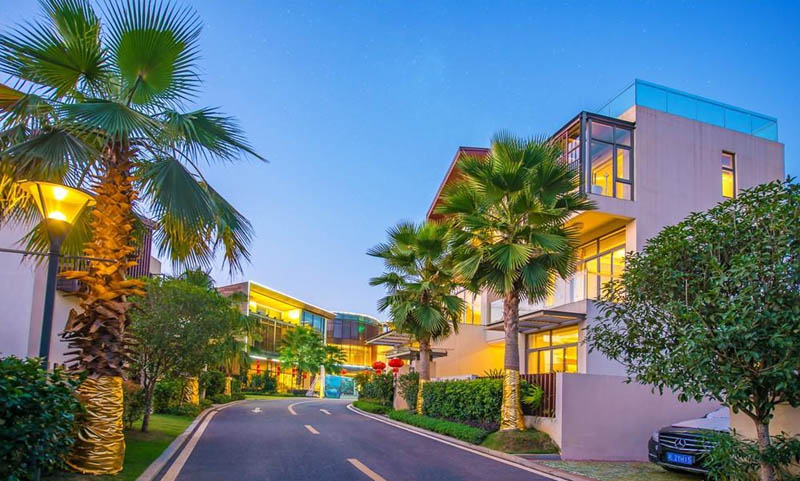 颐和庄园项目位于郴州小埠南岭生态城颐和庄园