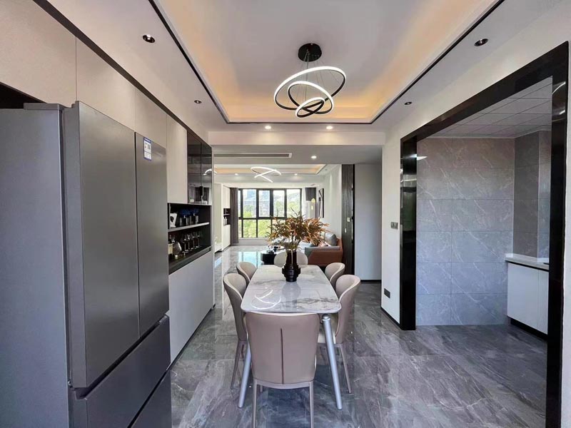 十九峯项目位于郴州市国庆南路与丁家湾路交汇处（十九中旁）