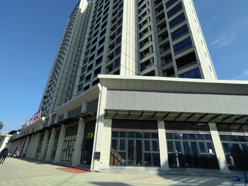 十九峯项目位于郴州市国庆南路与丁家湾路交汇处（十九中旁）