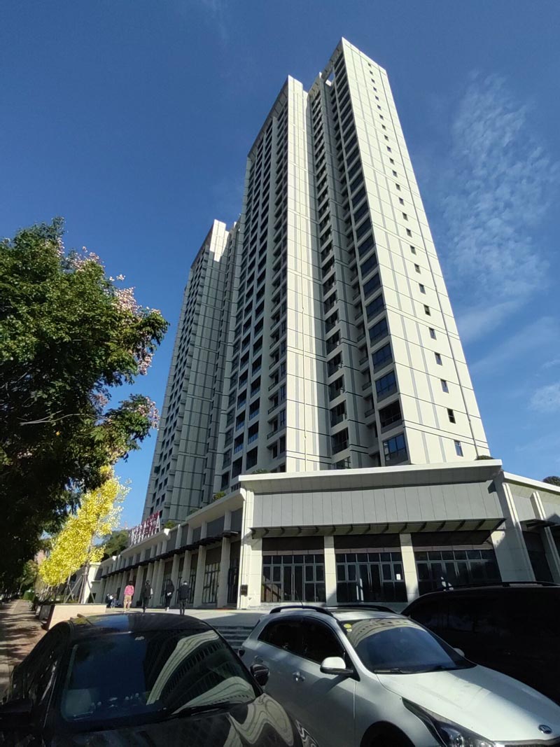 十九峯项目位于郴州市国庆南路与丁家湾路交汇处（十九中旁）