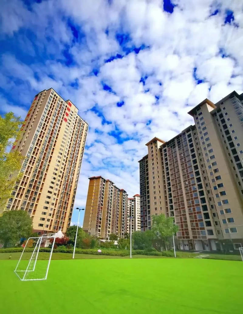 翰林学府项目位于郴州市苏仙区五里牌镇仙林大道与工业大道交汇处